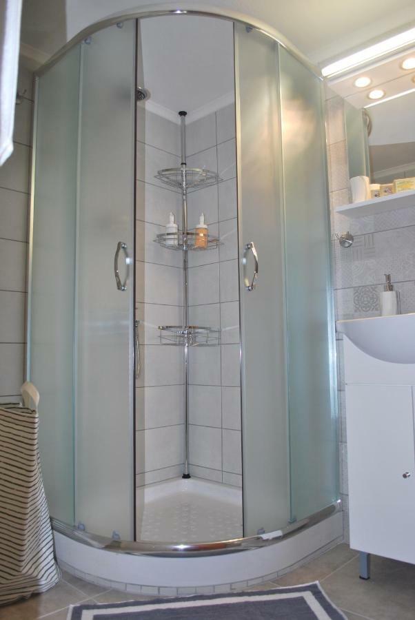 Cornelia Apartment PalaiónTsiflíkion Zewnętrze zdjęcie